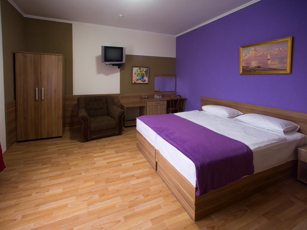 Gala Hotel Kamenets-Podolsk Rom bilde