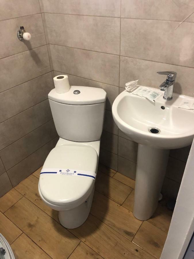 Gala Hotel Kamenets-Podolsk Eksteriør bilde